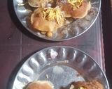 A picture of step 4 of Golgappa Chaat.