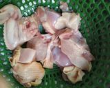 Foto langkah ke 1 dari resep Tumis Brokoli, Ayam dan Baby corn.