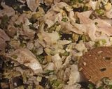 Foto del paso 5 de la receta: Empanadas de merluza y atún 🐟