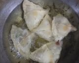 A picture of step 7 of Samosa.