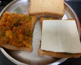 A picture of step 8 of Grilled Schezwan Aloo cheese sandwiches.