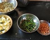 সজনে ডাঁটা দিয়ে সজনে ফুলের চচ্চড়ি(Sajna data diye sajna fuler chorchori recipe in Bengal) রেসিপির ধাপ 1 ছবি