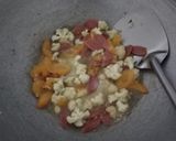 Foto langkah ke 4 dari resep Nasi Goreng Cap Cay Ekonomis.