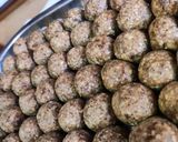 A picture of step 6 of Peanut Laddu.