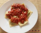 Foto del paso 11 de la receta: Pasta fresca al huevo rellena de Ricota y Espinacas con salsa de queso