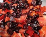 Foto del paso 2 de la receta: Crema fría de tomate y cerezas