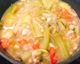 Hình bước làm 4 của món Canh dưa cải chua nấu đậu phộng rau thì là