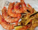 Foto del paso 5 de la receta Gambas de Palamós con vinagreta de verduras templada