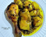 Foto del paso 7 de la receta: Pollo en salsa verde al horno con patatas y especias