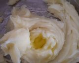 A picture of step 1 of Mashed Potatoes with Virgin olive oil.