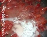 A picture of step 1 of Cheese Strawberry Tarts.