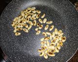 Foto del passaggio 1 della ricetta Pollo alle Mandorle