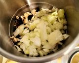 Une image de l'étape 3 de Soupe champignons, oignons au soup&co.