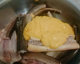 Foto langkah ke 2 dari resep Belut Goreng Bawang Putih.