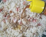 Foto langkah ke 4 dari resep Nasi Goreng Sosis.