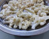 A picture of step 1 of Mix veg cauliflower with potato sabzi.