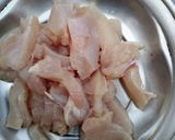A picture of step 2 of Chicken Chowmein.