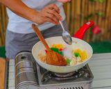 รูปขั้นตอนการทำที่ 11 ของ ไก่ผัด พริกหวาน อร่อยไว ได้ประโยชน์👍