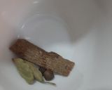 صورة لخطوة 4 من وصفة صنية الباذنجان 🍆 والبطاطس 🥔 بالدجاج المفروم