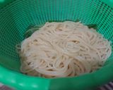Foto langkah ke 1 dari resep Spaghetti Aglio Olio.