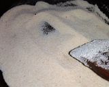 A picture of step 1 of Gur rava pudding.