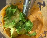 Foto del paso 2 de la receta: Salmorejo con Aguacate 🥑 SIN PAN