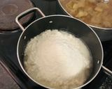 A picture of step 1 of Liphutfu/ Uphuthu.