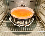 Foto del paso 9 de la receta: “Pastel con frutos secos caramelizados” (“Cake with caramelized nuts”)