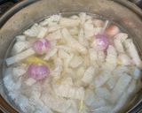 Hình bước làm 2 của món Lòng bò xào cà ri