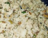 صورة لخطوة 1 من وصفة بوراك البطاطا و الزيتون بدون لحوم 🥔🫒🧅