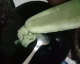 Foto langkah ke 2 dari resep Kokor Timun (makanan khas Kalimantan Timur).