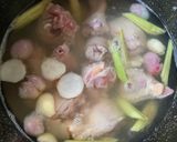 รูปขั้นตอนการทำที่ 3 ของ ต้มยำไก่