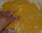 Foto del passaggio 3 della ricetta Crostata fiorita con la mia marmellata di ciliegie fatta in casa