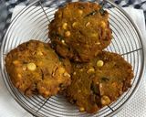 A picture of step 8 of Masala Vadai (Paruppu Vadai).