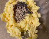 Foto del paso 1 de la receta: Bombas de polenta rellenas