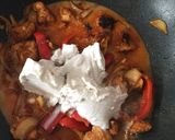 A picture of step 4 of Spiced coconut chicken.