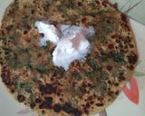 A picture of step 6 of Palak paratha.
