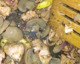 صورة لخطوة 4 من وصفة صدور دجاج بالليمون والفطر والكريمة 🥘