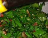 Foto langkah ke 5 dari resep Oseng Genjer.