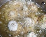 A picture of step 7 of Black gram vada.