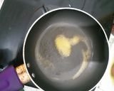 Foto langkah ke 2 dari resep Telur ceplok saus tiram.