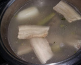 Foto del paso 2 de la receta: Olla de huesos