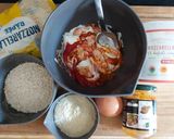 Une image de l'étape 1 de Cakes balls salés tomates mozzarella.