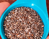 Foto del paso 1 de la receta: Cómo moler semillas de lino y chía con licuadora de mano 🌱 Truco 🧙🏼‍♀️