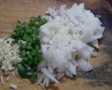 Foto del paso 1 de la receta: Pizza con jamón, muzzarella y aceitunas
