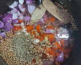 A picture of step 2 of Chicken stock.