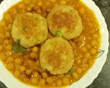 A picture of step 9 of Ragda Patties.