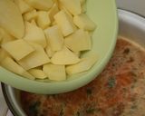 Tarhonyás krumpli virslivel recept fázis 4 fotója