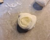 A picture of step 4 of Roti.