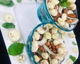 A picture of step 3 of Makana and nuts mixture.